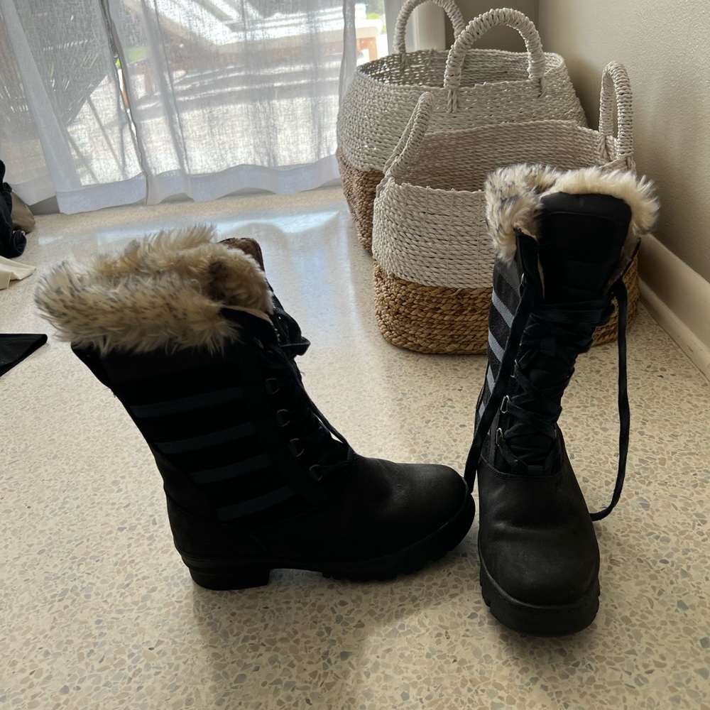 New Keen Snow boots